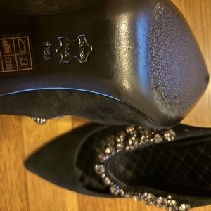NWOT Tory Burch Heels With Embellishment